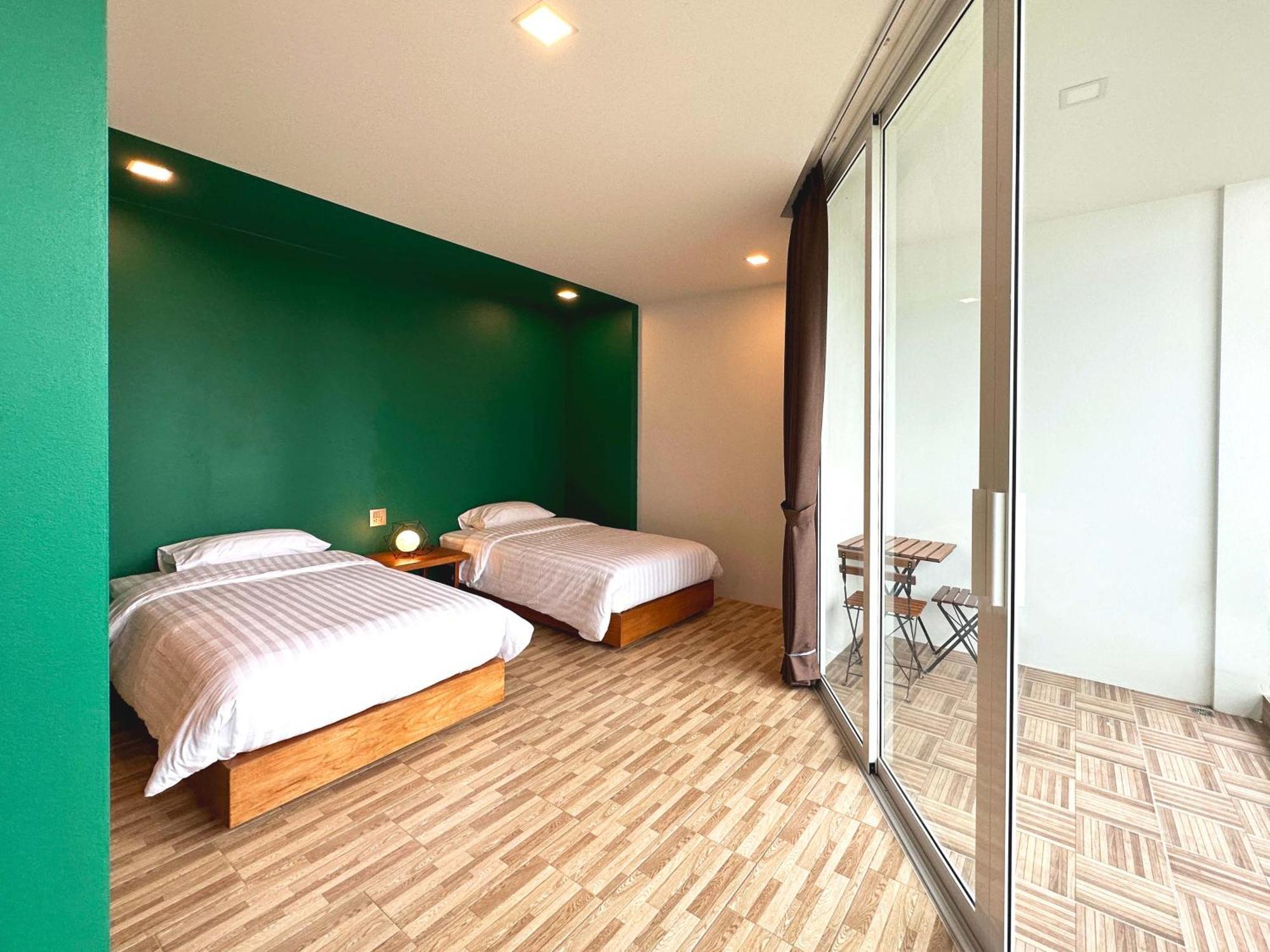 Plernpetch Hotel Surat Thani Zewnętrze zdjęcie